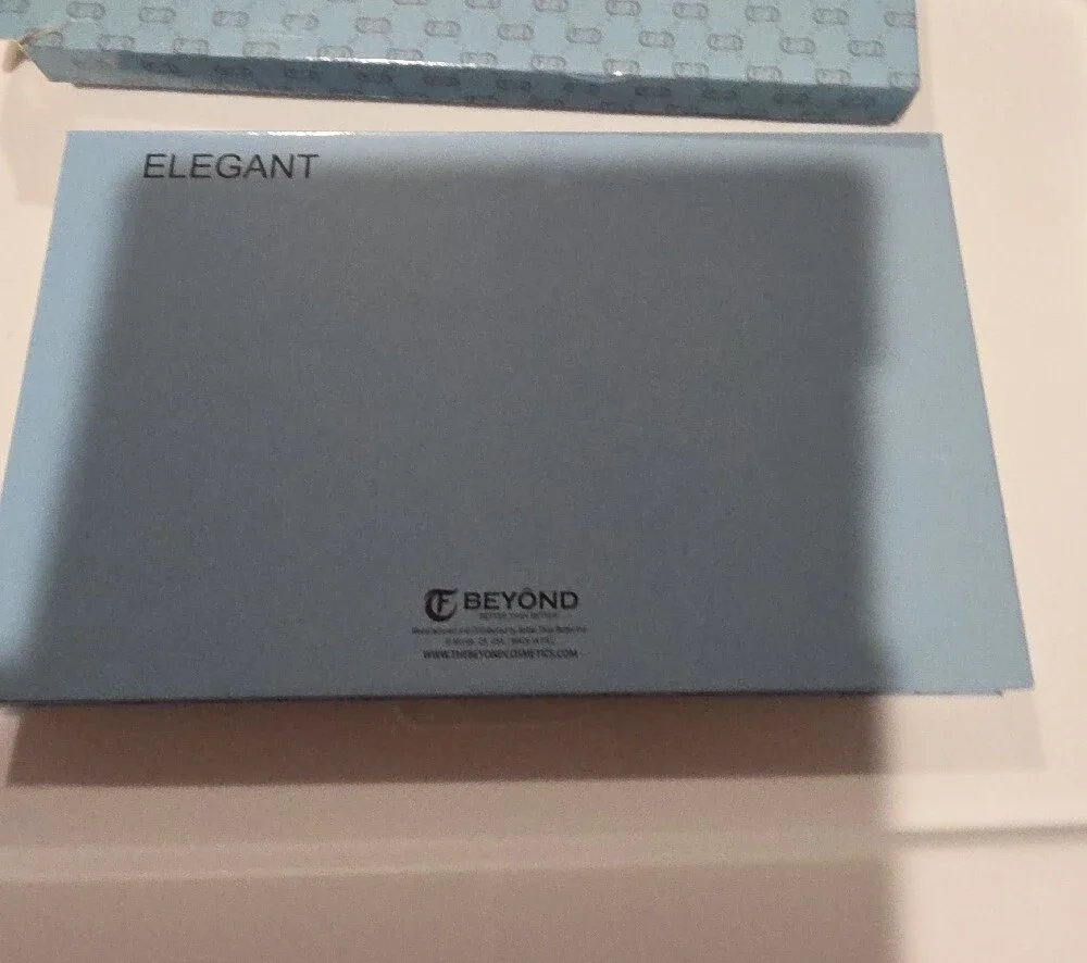 Beyond Elegant Eyeshadow Palette